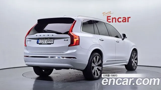 Вольво XC90 — Фото автомобиля 2