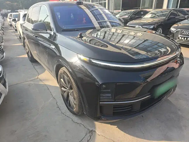 Li Auto L7 — Фото автомобиля 3