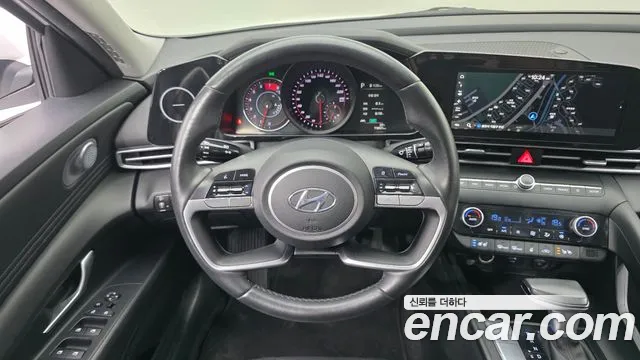 Hyundai AVANTE Avante (CN7) — Фото автомобиля 13