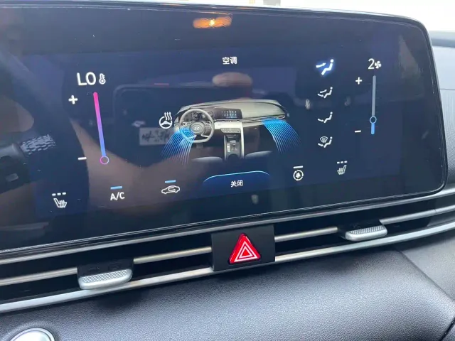 Hyundai Elantra — Фото автомобиля 23