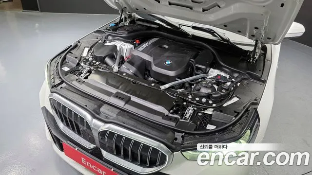 BMW 5-Series — Фото автомобиля 6