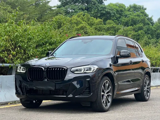 Фотография автомобиля — BMW X3