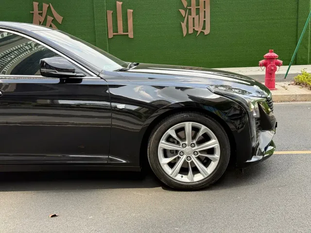 Cadillac CT5 — Фото автомобиля 11