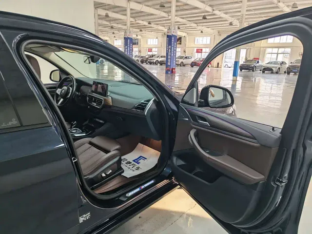 BMW X3 — Фото автомобиля 12