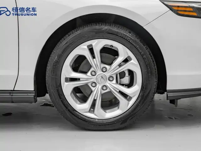Honda Accord — Фото автомобиля 7