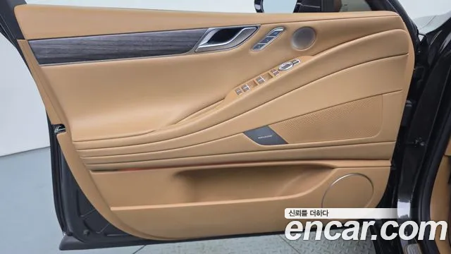 Genesis G80 Бензин 3.5 турбо AWD — Фото автомобиля 24