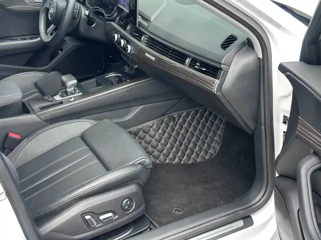 Audi A4L — Фото автомобиля 11