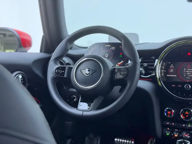 MINI John Cooper Works — Фото автомобиля 27