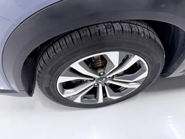 Wuling Asta — Фото автомобиля 5