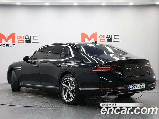 Genesis G90 RS4 — Фото автомобиля 3
