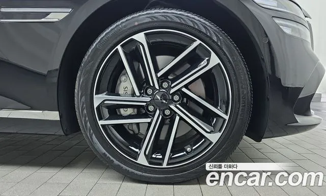 Genesis G80 RG3 — Фото автомобиля 6