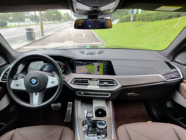 BMW X5 — Фото автомобиля 10