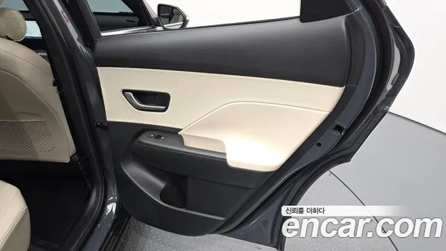 Hyundai Kona Kona (SX2) Бензин 2.0 2WD — Фото автомобиля 23