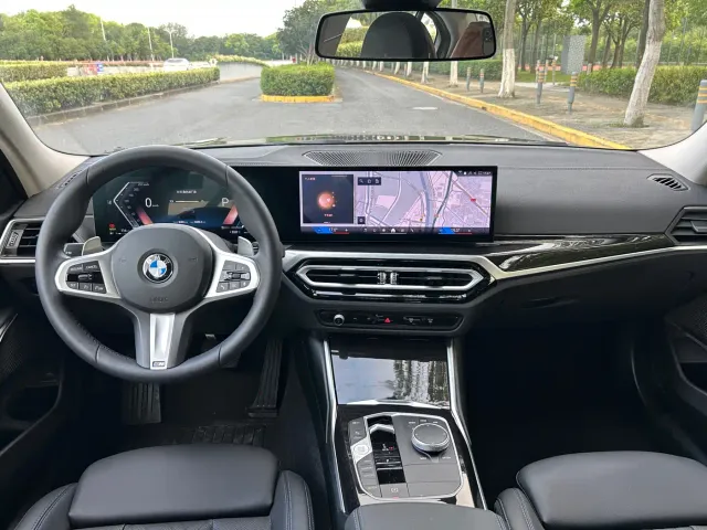 BMW 3 Series — Фото автомобиля 11