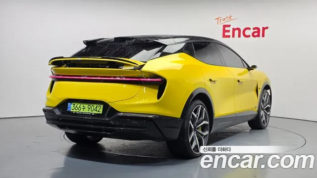 Lotus Eletre — Фото автомобиля 2