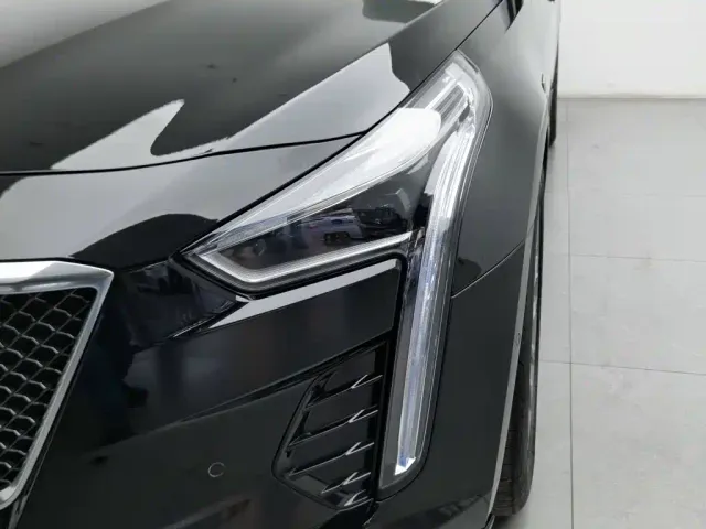 Cadillac CT6 — Фото автомобиля 7