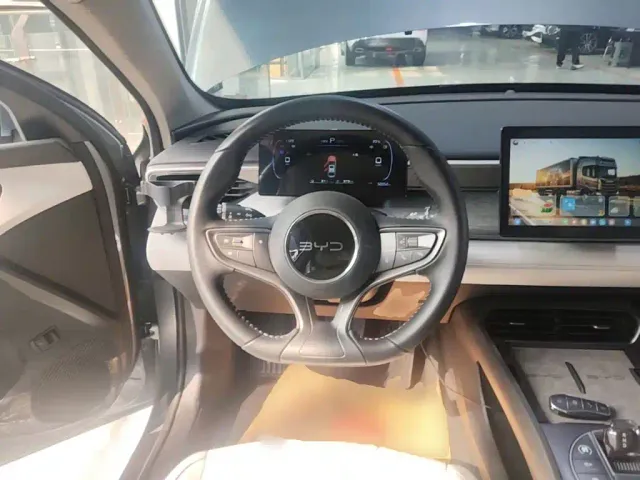 BYD Seal 05 DM-i — Фото автомобиля 10