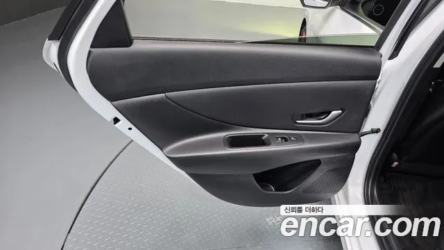 Hyundai Avante CN7 — Фото автомобиля 14