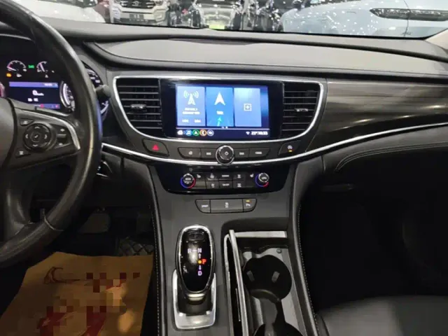 Buick LaCrosse — Фото автомобиля 12