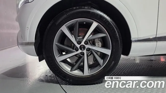 Genesis GV80 — Фото автомобиля 5