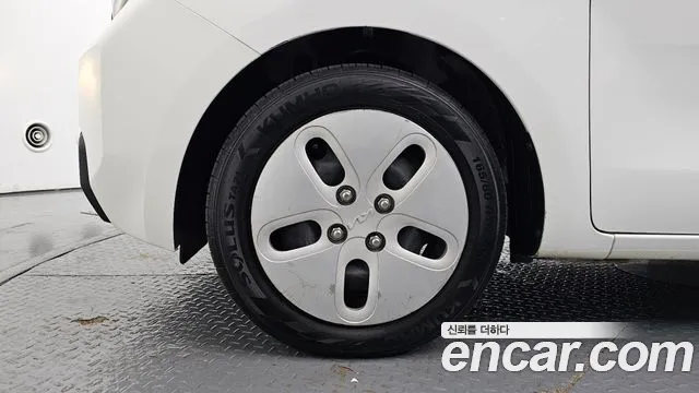 Kia RAY Новый Kia Ray Фургон — Фото автомобиля 5