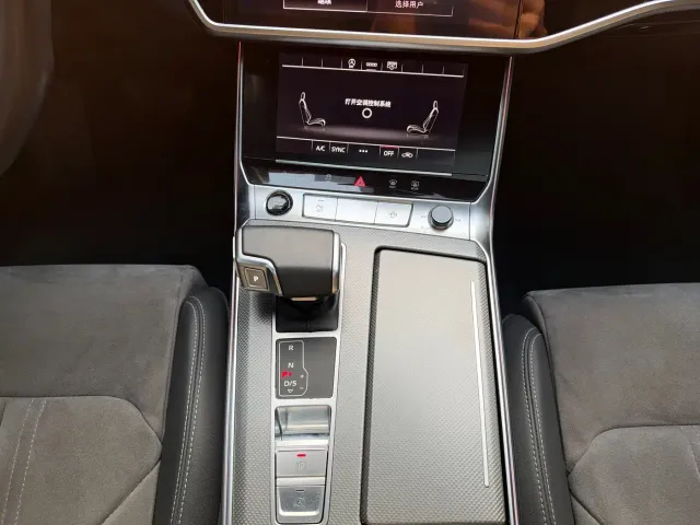 Audi A6L — Фото автомобиля 7