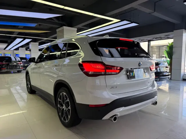 BMW X1 — Фото автомобиля 6