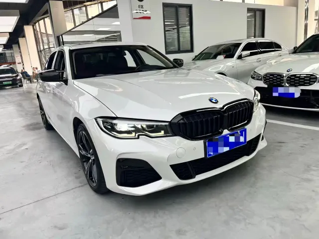 BMW 3 Series — Фото автомобиля 3