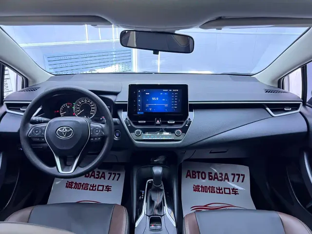Toyota Corolla — Фото автомобиля 14
