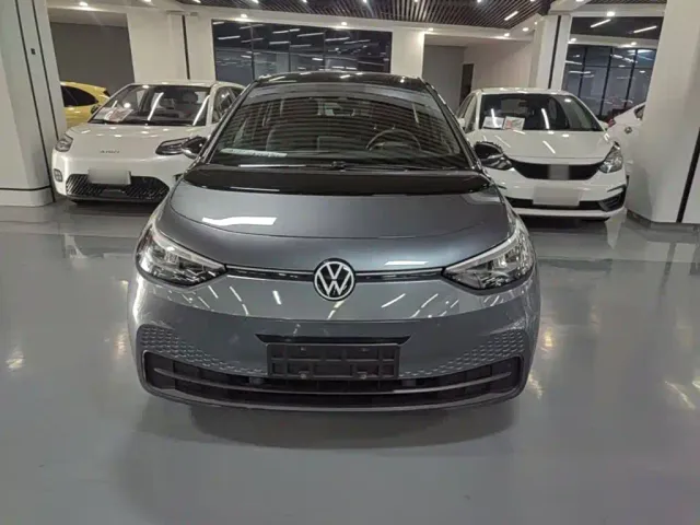 Volkswagen ID.3 — Фото автомобиля 2