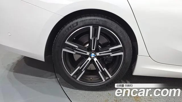 BMW 3-Series 3 серия (G20) 320i M Sport — Фото автомобиля 4