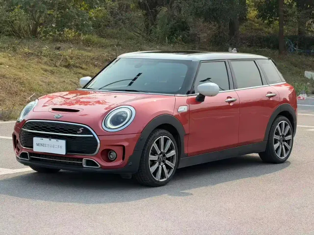 Фотография автомобиля — MINI Clubman