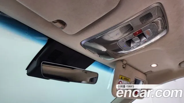 Genesis GV70 2.5T Бензин AWD — Фото автомобиля 29
