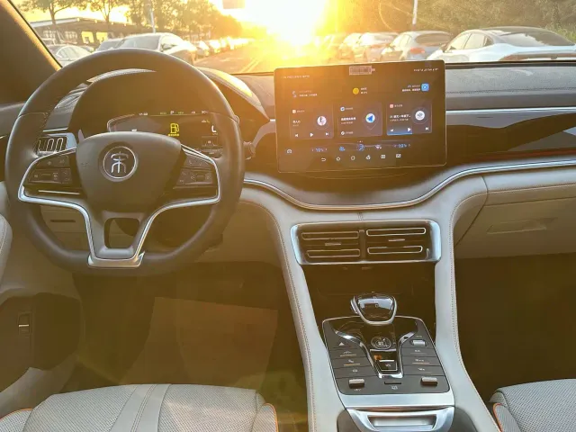 BYD Song PLUS — Фото автомобиля 14