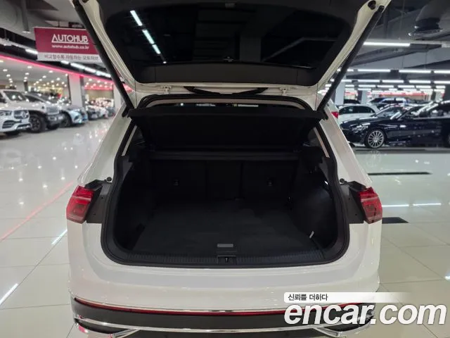 Volkswagen Tiguan — Фото автомобиля 7