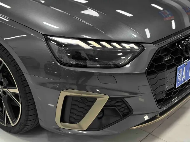 Audi A4L — Фото автомобиля 5