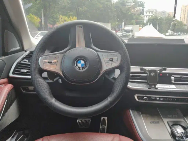 BMW X5 — Фото автомобиля 6