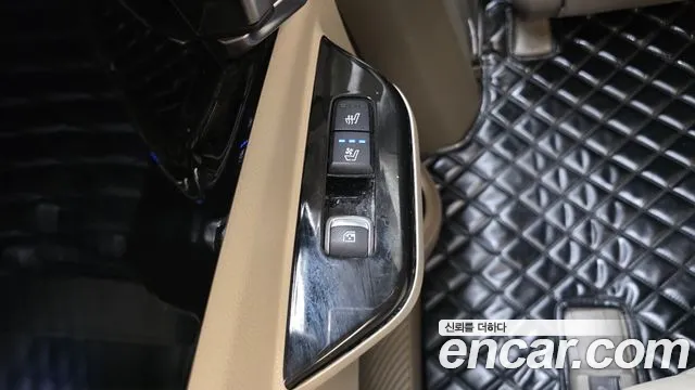 Kia Canival Carnival 4 поколение Бензин 9 мест Hi-Limousine — Фото автомобиля 18