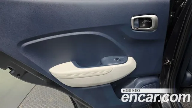 Hyundai Venue — Фото автомобиля 14