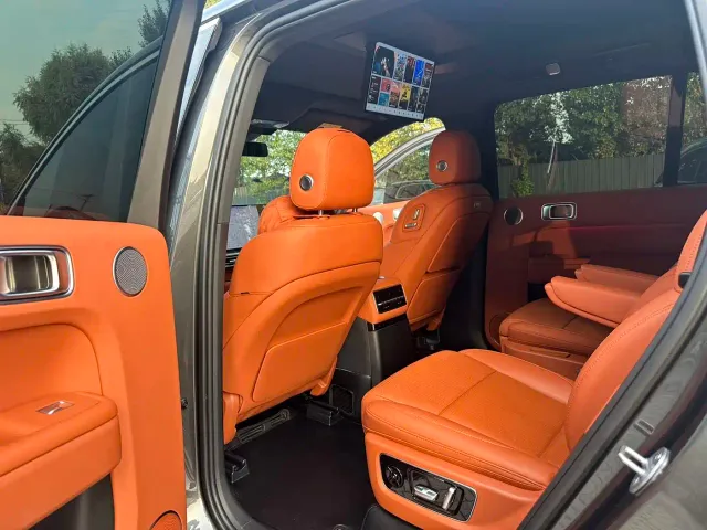 Li Auto L9 — Фото автомобиля 10