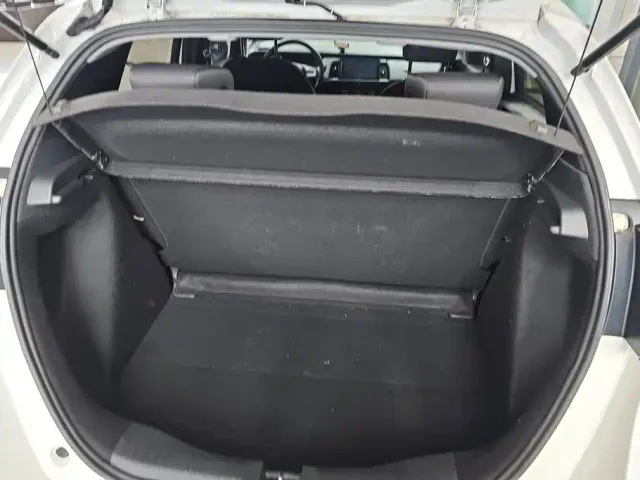 Honda Fit — Фото автомобиля 4