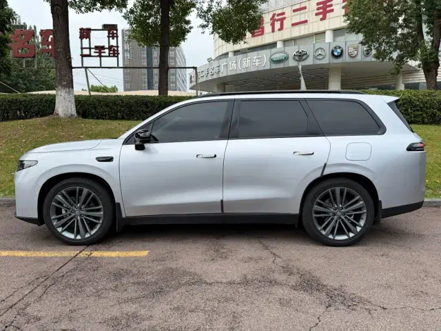 Leapmotor C16 — Фото автомобиля 3