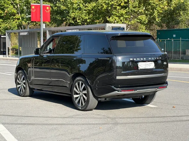 Land Rover Range Rover — Фото автомобиля 19