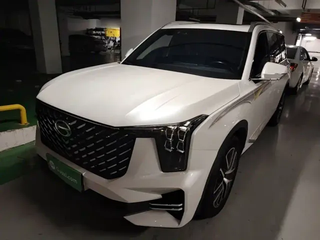 Фотография автомобиля — GAC Trumpchi GS8