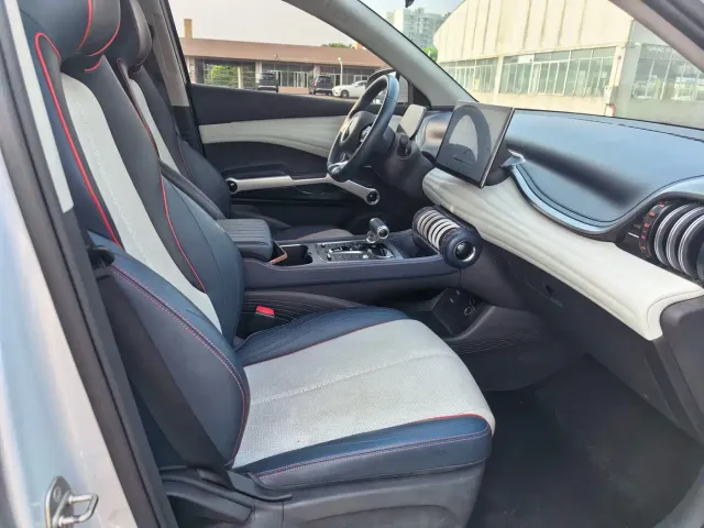BYD Yuan PLUS — Фото автомобиля 20