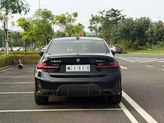 BMW 3 Series — Фото автомобиля 5