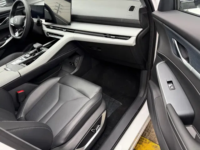 Changan CS75 Plus — Фото автомобиля 13