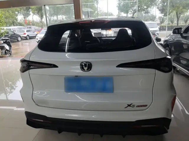 Changan X5 Plus — Фото автомобиля 5