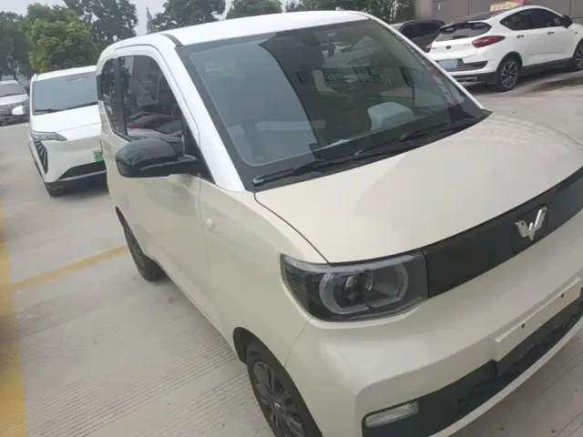 Wuling Hongguang Mini EV — Фото автомобиля 3
