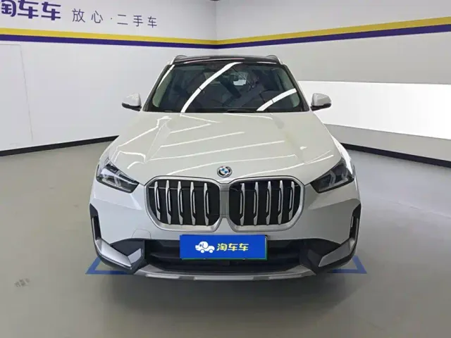 BMW BMW iX1 2025 eDrive25L X Design Package — Фото автомобиля 2